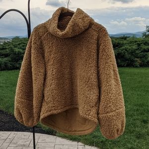 Lululemon Warm Restore Sherpa Pullover